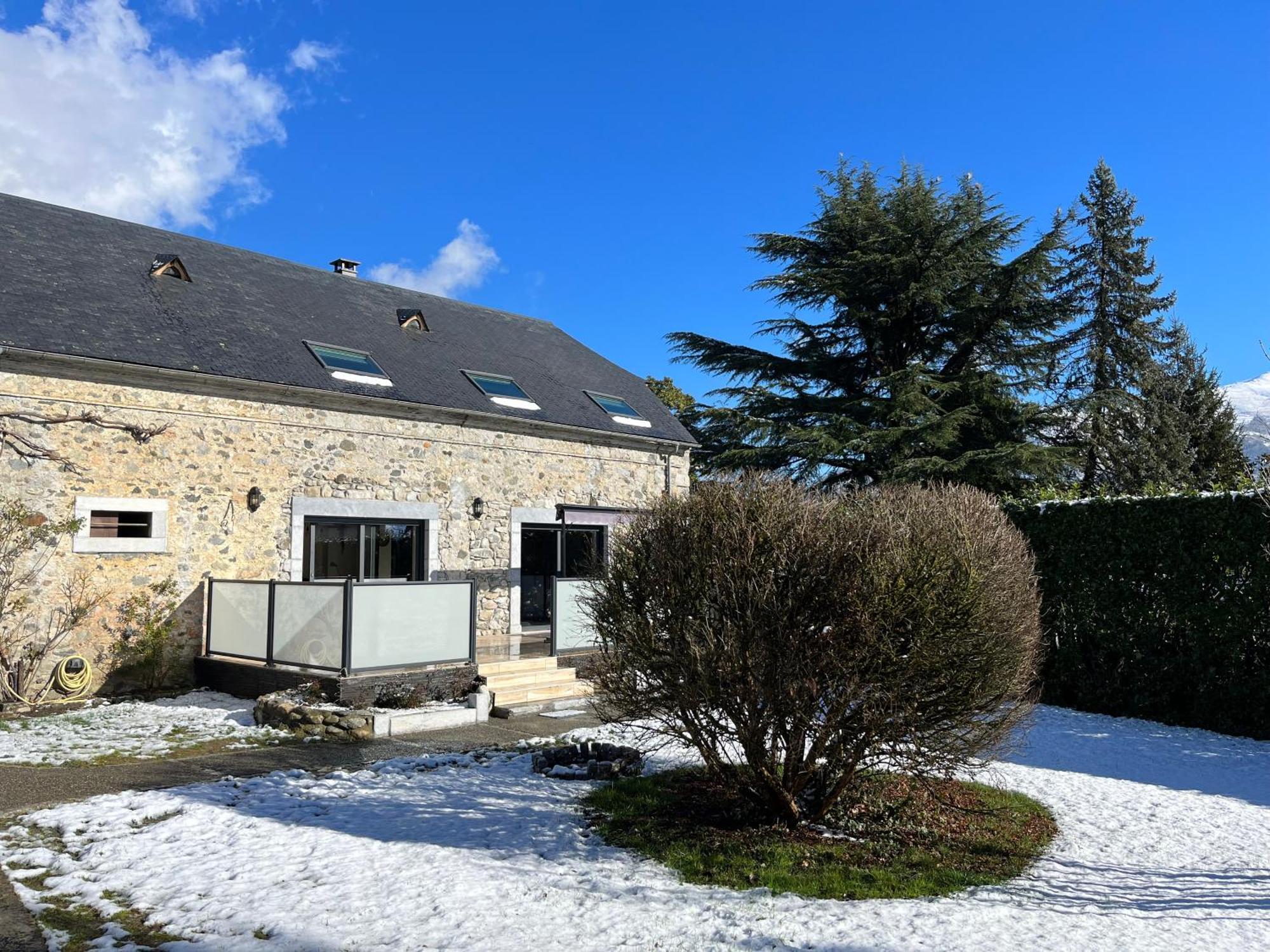 아르젤레가조스트 Domaine De Monda 빌라 외부 사진